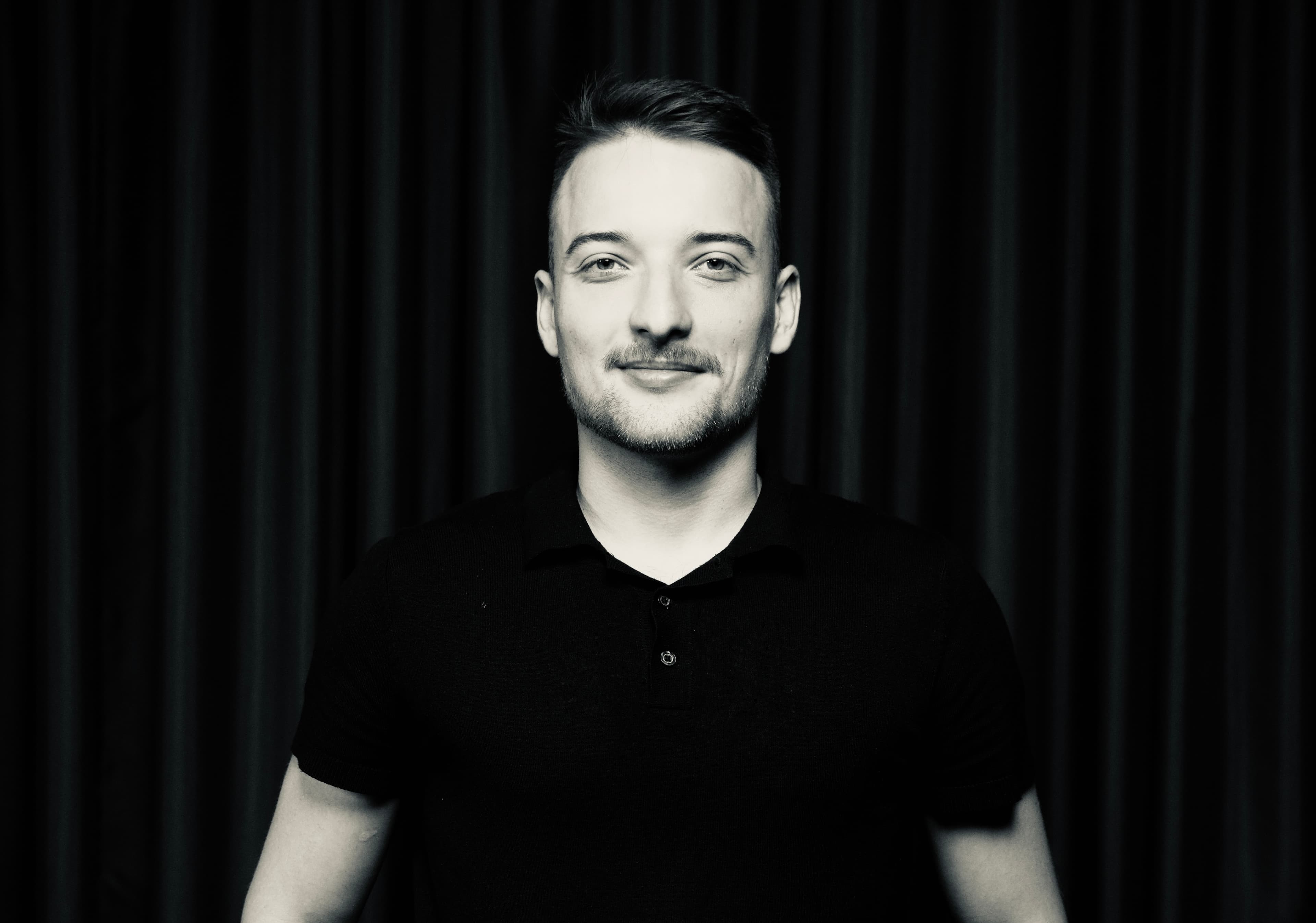 Na kom závisí osud Ukrajiny a bezpečnost Evropy? Na americké verzi inspektora Clouseaua.