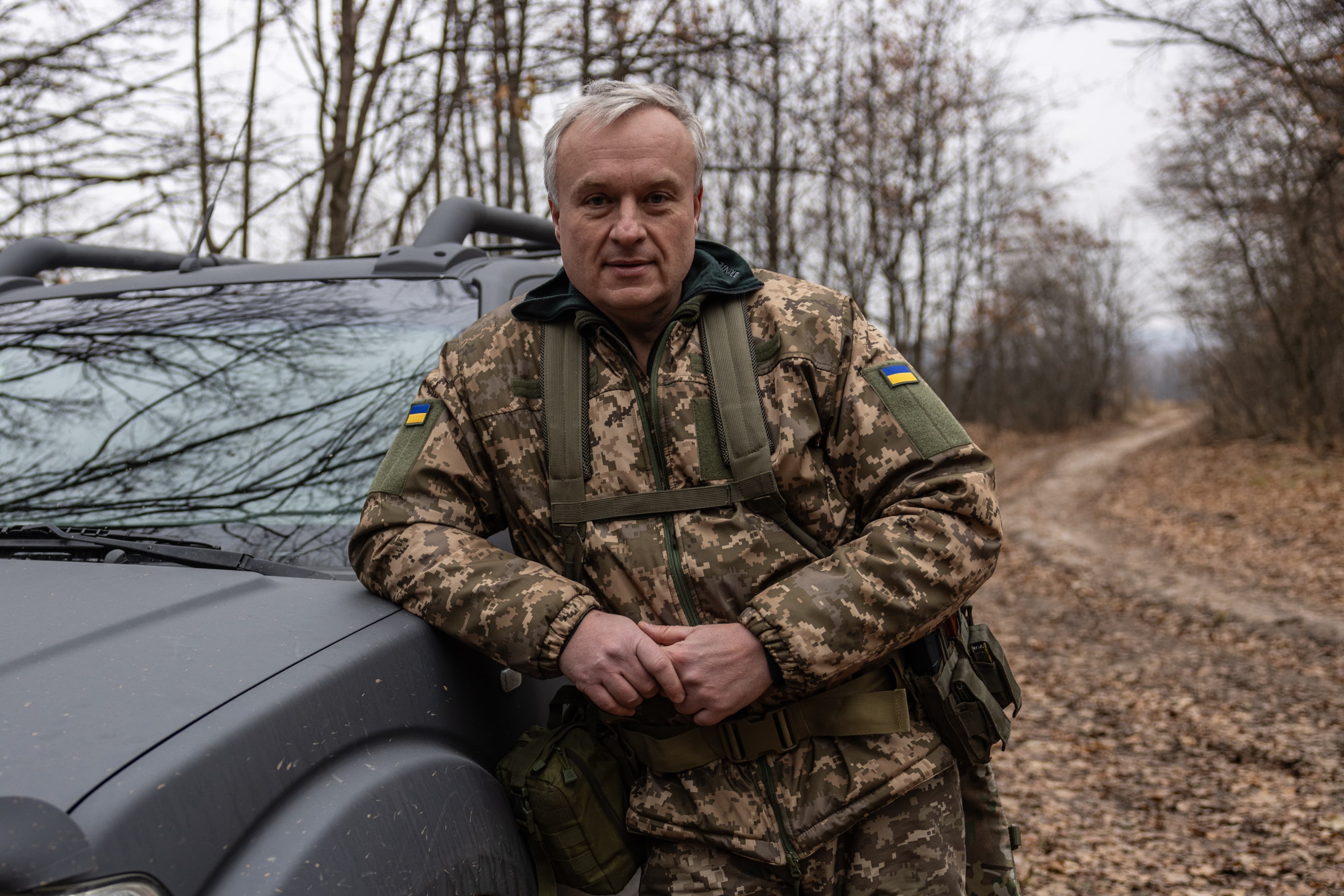 Z ruské Gazprom banky na frontu. Igor Volobujev udělal kariéru v Moskvě, aby vyměnil luxusní život prominenta za bláto ukrajinských zákopů.